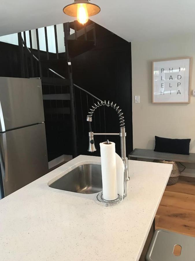 Renovated & Modern Home In Downtown Philly 필라델피아 외부 사진