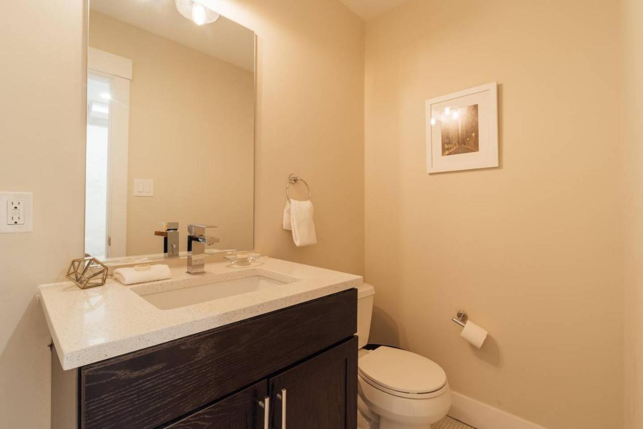 Renovated & Modern Home In Downtown Philly 필라델피아 외부 사진