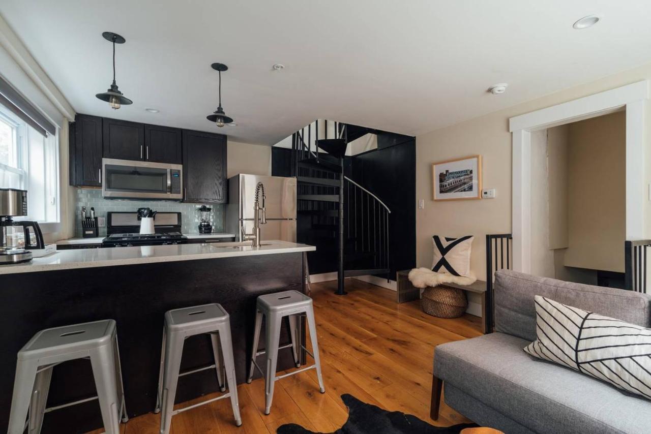 Renovated & Modern Home In Downtown Philly 필라델피아 외부 사진