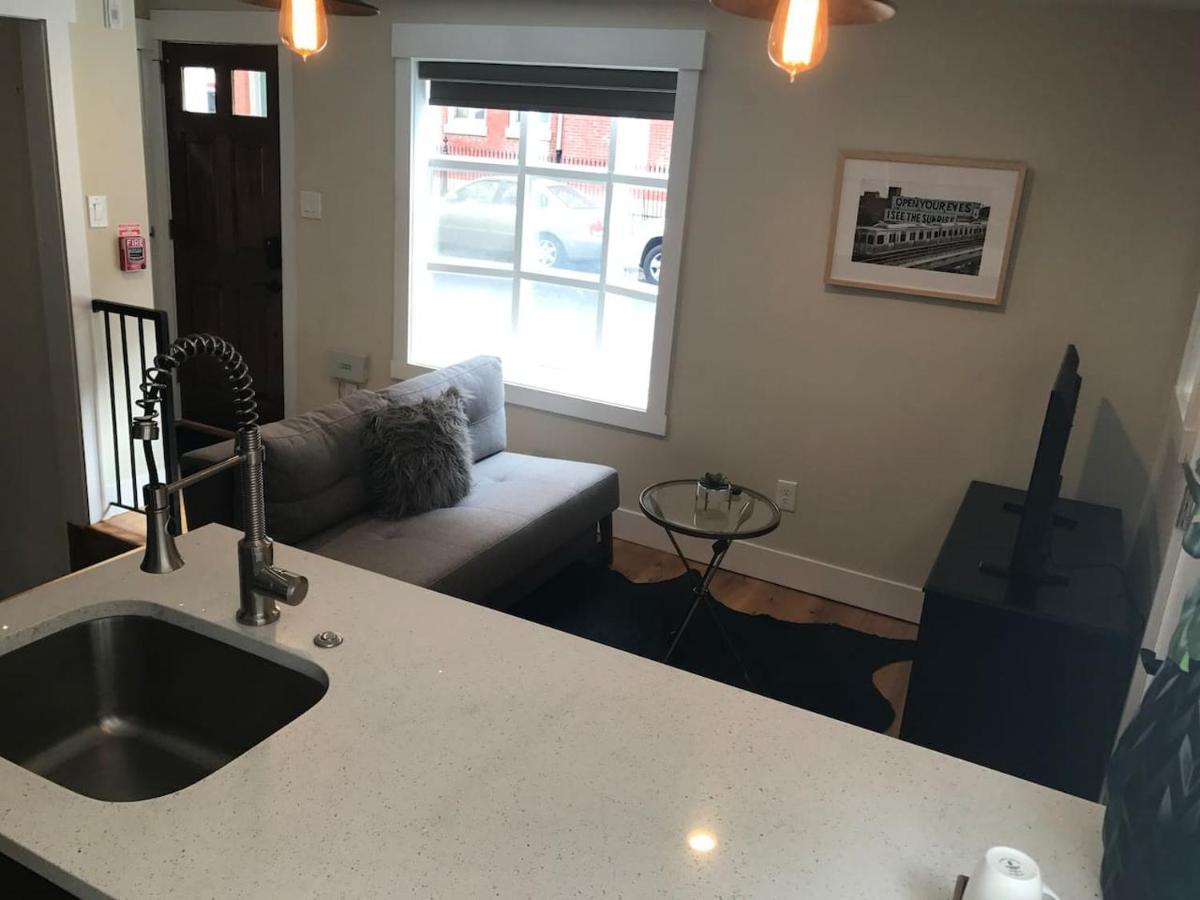 Renovated & Modern Home In Downtown Philly 필라델피아 외부 사진